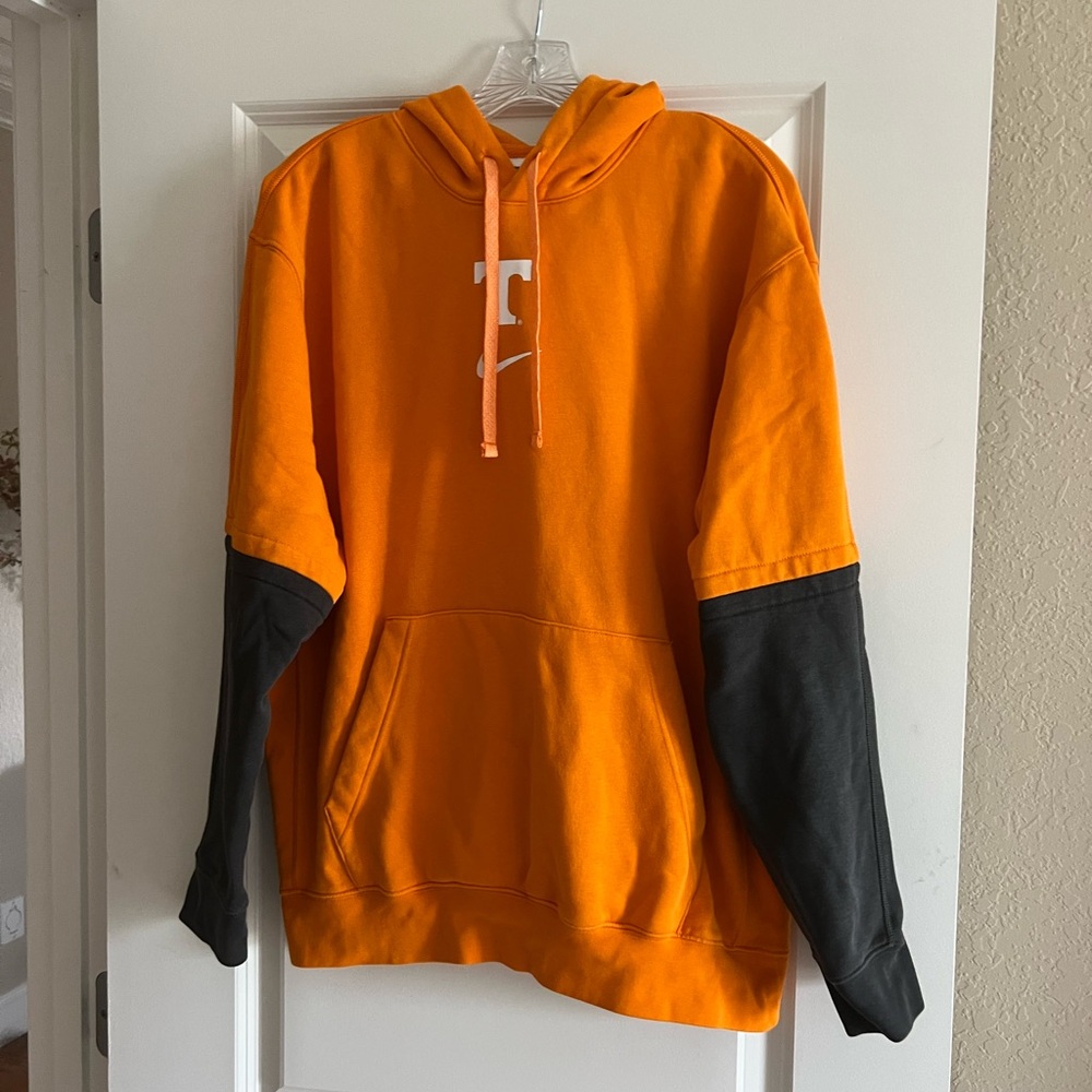 Tennessee Vols Nike hoodie. Brand new! Size Large